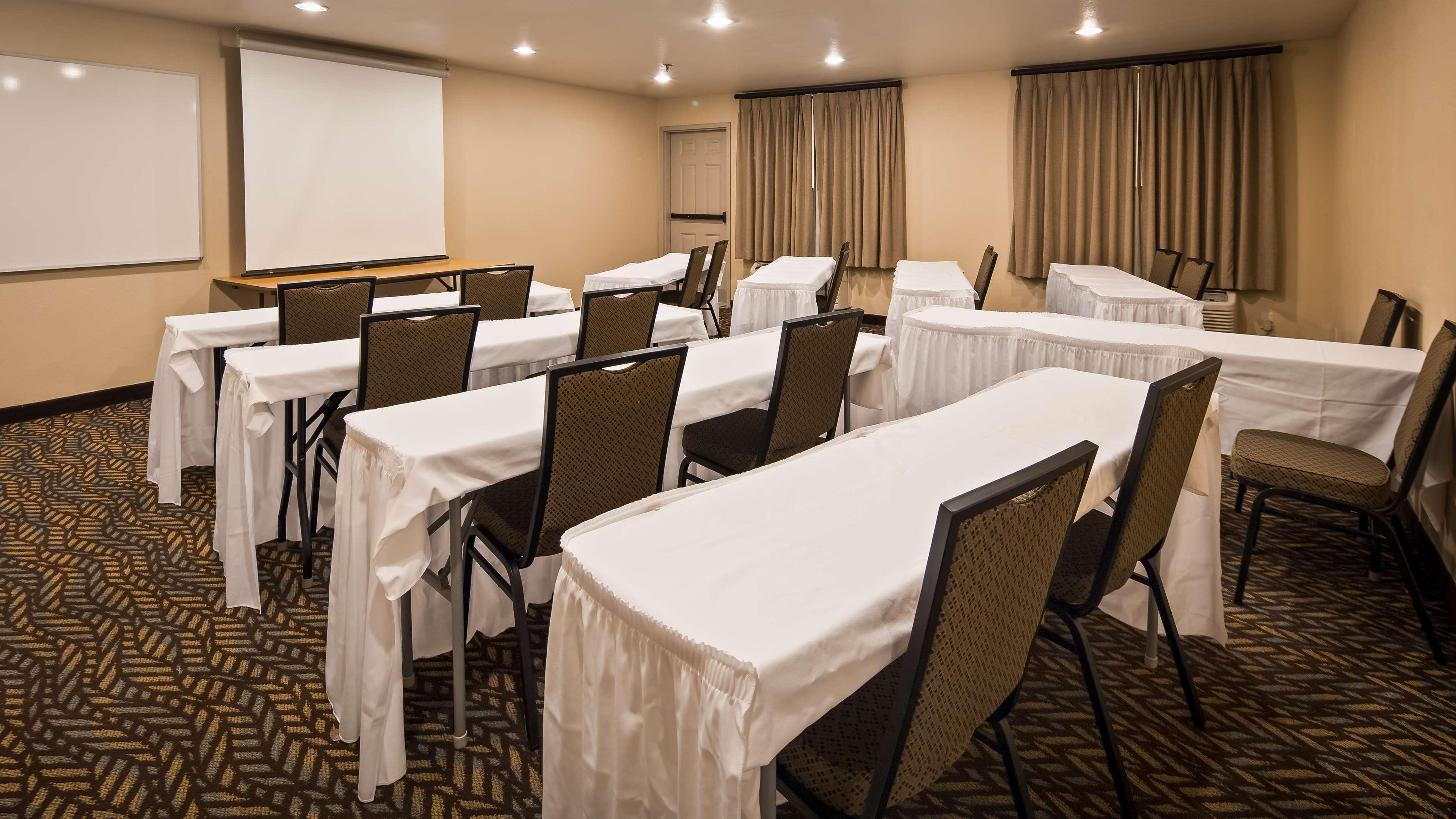 Best Western Palm Court Inn Modesto Esterno foto